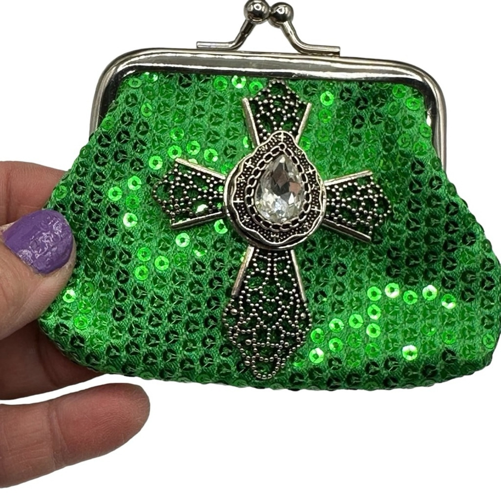 Emerald Green Sequin Change Purse Silver Cross & 18mm Sparkling Oval Ginger Snap